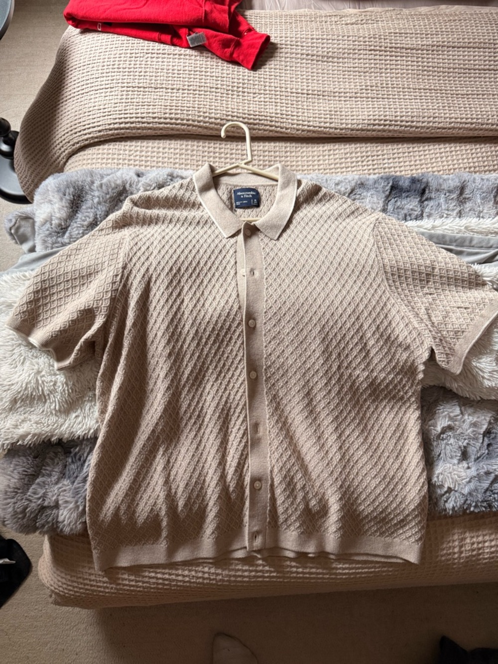 Abercrombie & Fitch Beige Short-Sleeve Button-Front Knit Top